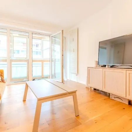 3 Personen In Zentrum-naehe Apartman *