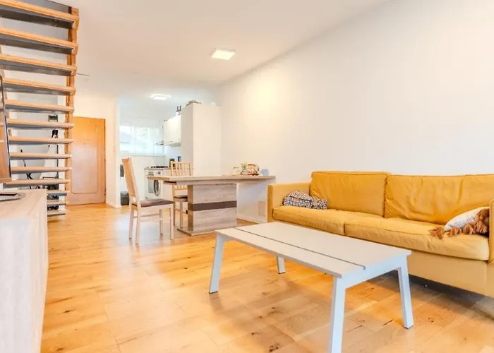 Appartement 3 Personen In Zentrum-naehe Krems an der Donau