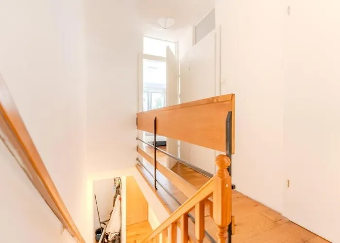 3 Personen In Zentrum-naehe *